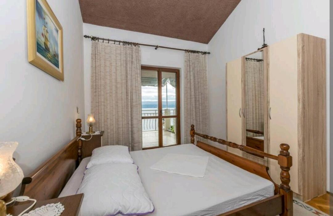 Apartment With Sea View II Stanici Buitenkant foto